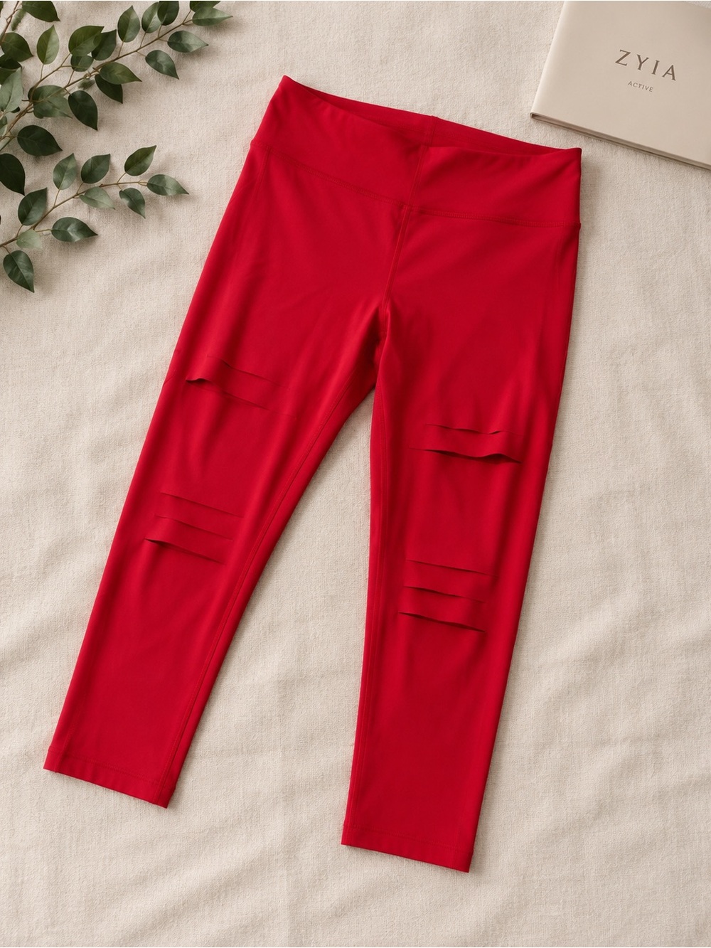 ZYIA Red Cropped Slashed Knee Leggings